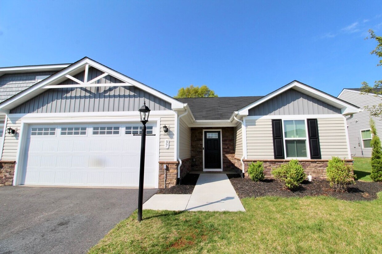 37 S Peak Dr, McGaheysville, VA 22840 House Rental in McGaheysville