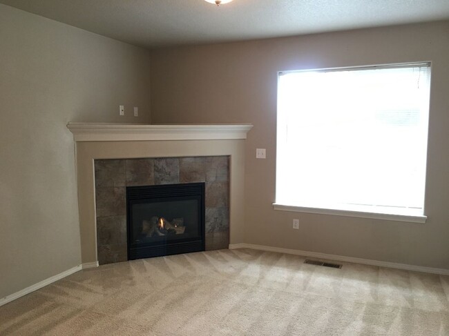 Building Photo - 1283 SW Mill Pond Pl