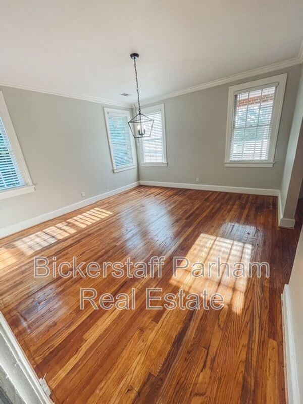 Building Photo - 1219 Eberhart Ave