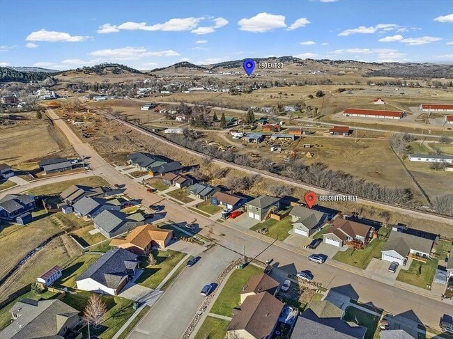 Building Photo - 680 South St