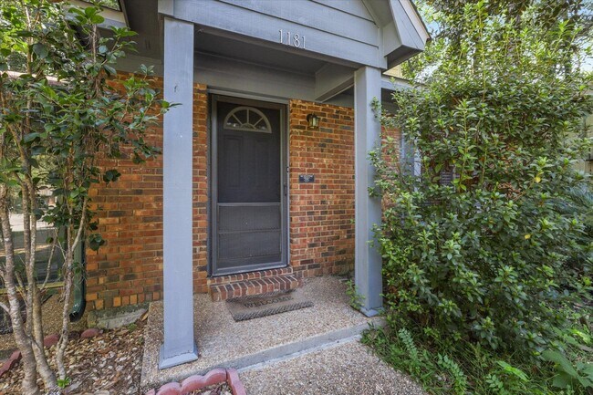 Building Photo - 1181 Brafforton Way