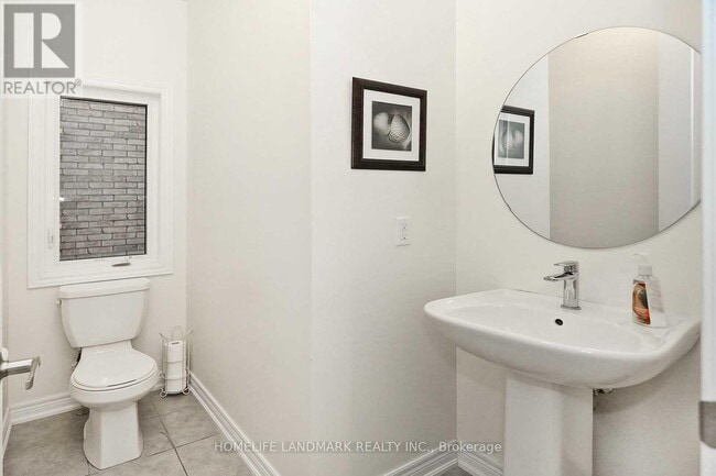 Building Photo - 349 Hartwell Way
