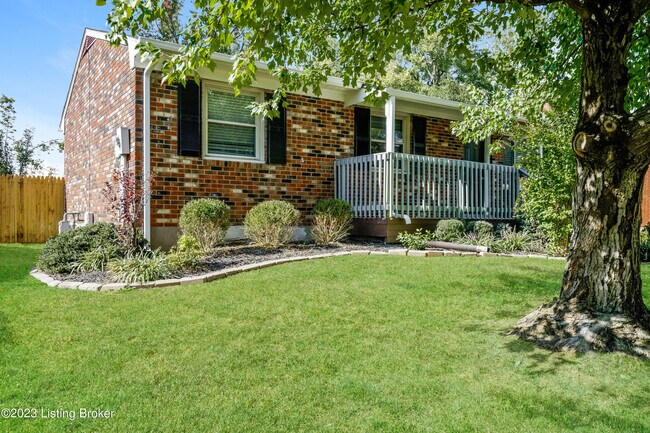 Building Photo - 11004 Albion Dr