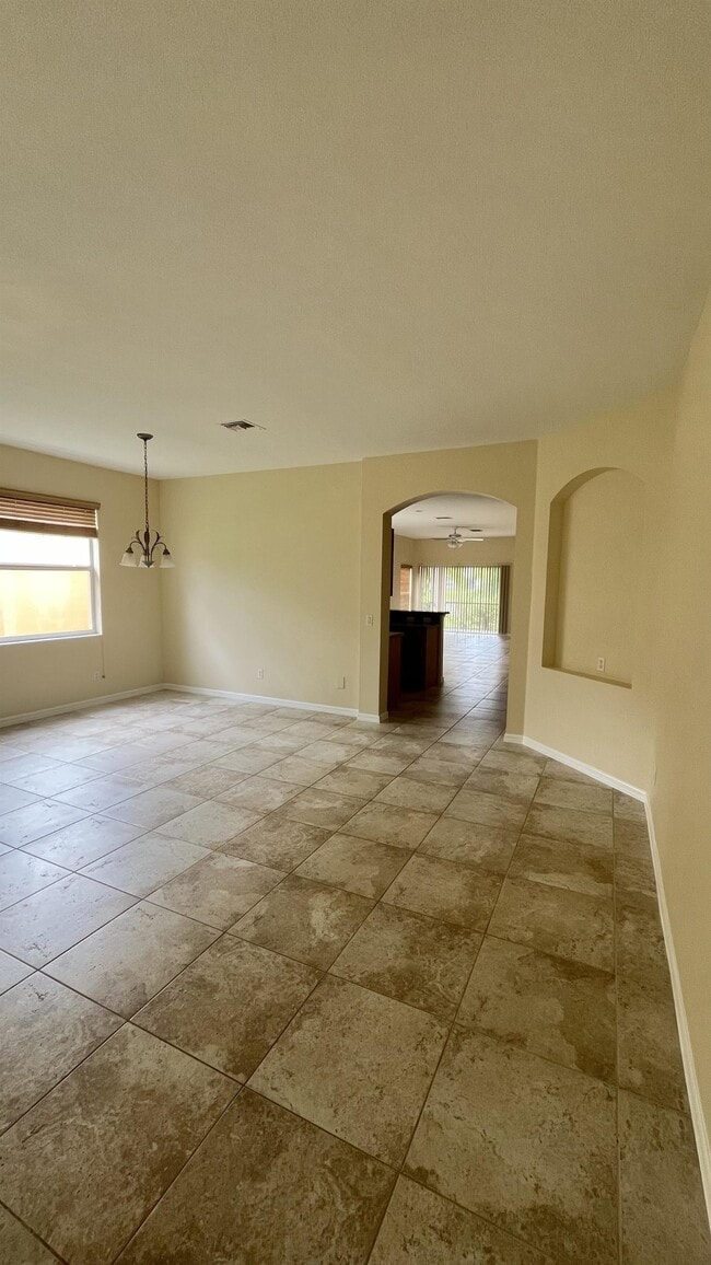Building Photo - 9368 Via San Giovani St