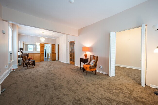 Foto del edificio - 3816 N Hermitage Ave