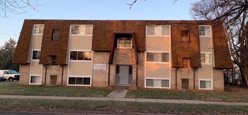 Primary Photo - 4469 High St