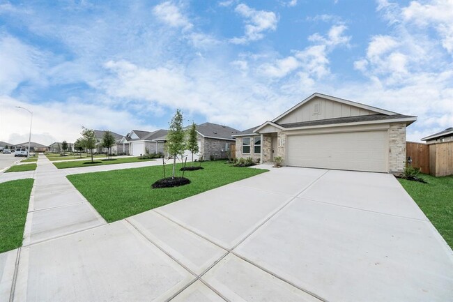 Building Photo - 26903 Yellow Corydalis Dr