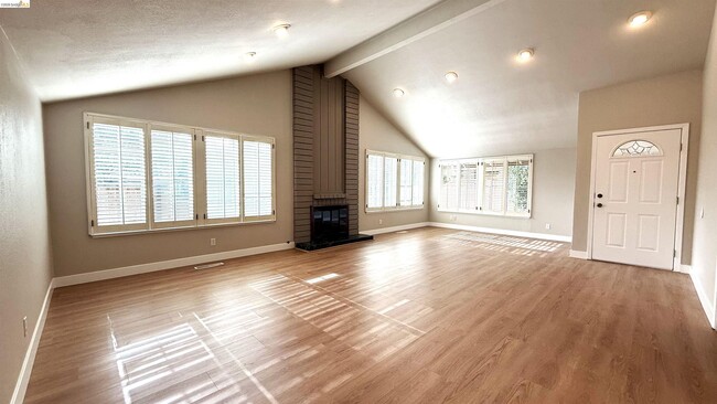 Foto del edificio - 4398 N Spoonwood Ct