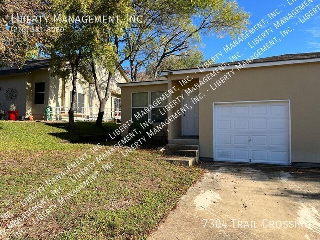 Building Photo - Cozy 2 bed 2 full bath Single Story duplex...
