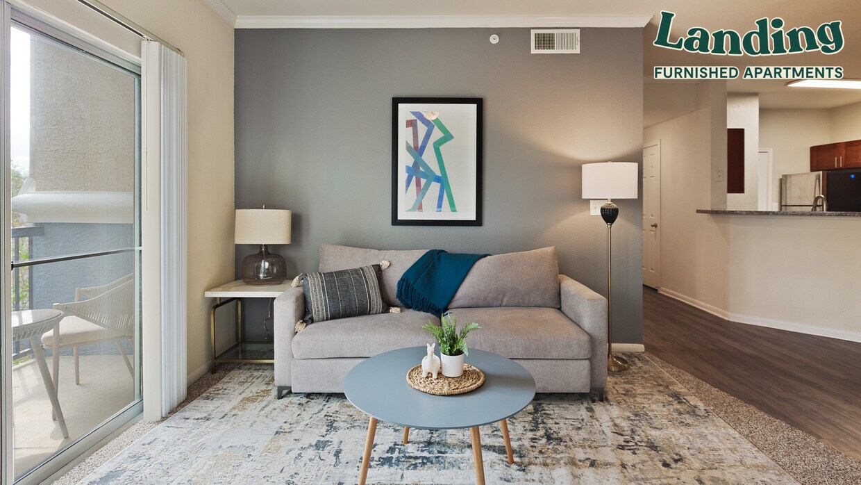 Foto principal - 901 Lakeside Cir