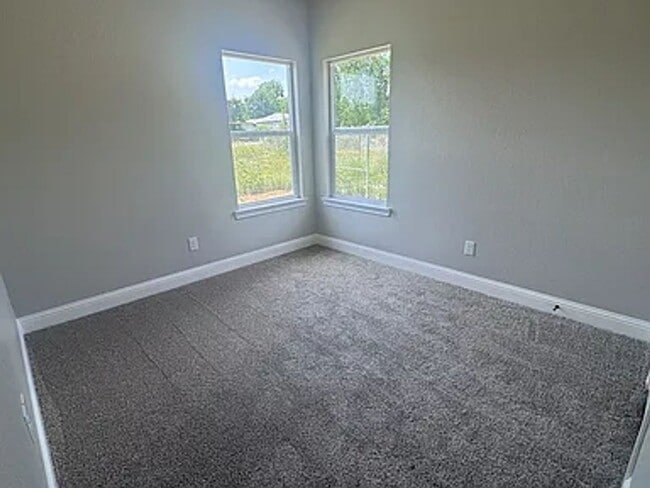 Building Photo - 3211 Bourland St