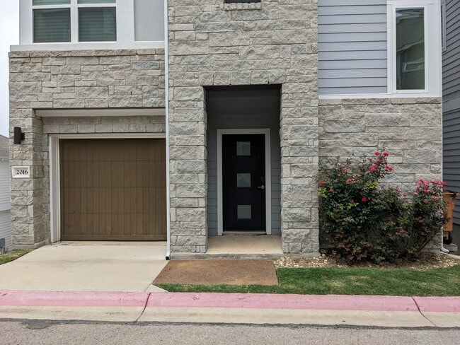 Building Photo - 2016 Sager Dr
