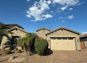 Building Photo - 4032 S Pleasant Pl