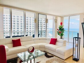 Building Photo - 1800 S Ocean Dr