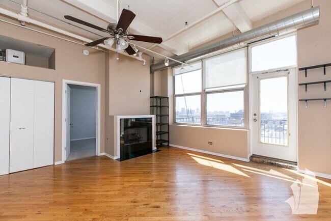 Foto del edificio - 500 S Clinton St