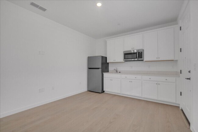 Foto del edificio - 12658 Rosefinch Wy
