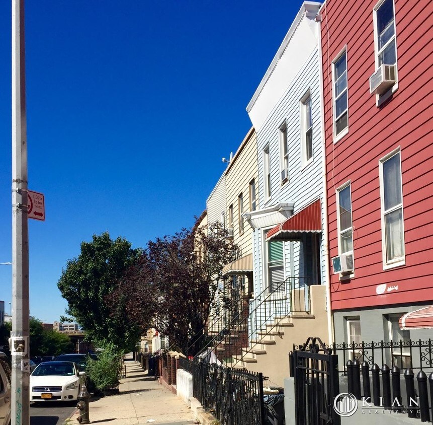 Primary Photo - 345 48th St