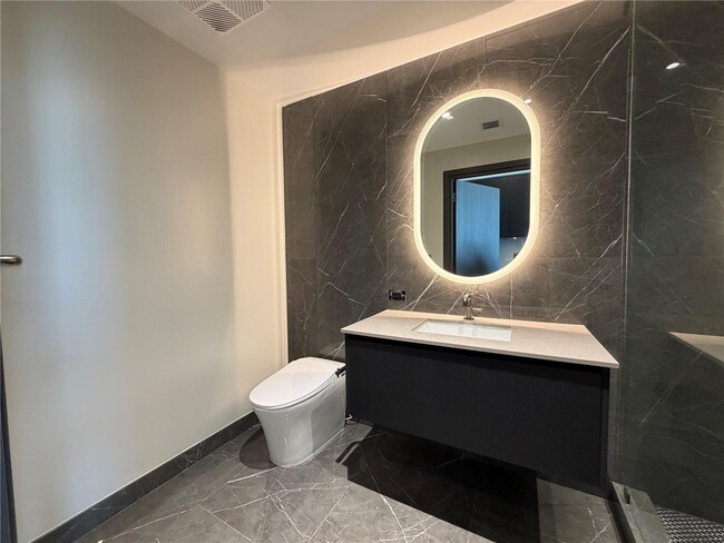 Building Photo - 20 NE 11th St