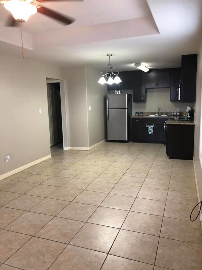 1103 Leticia St Unit 10, Edinburg, TX 78542 Room for Rent in Edinburg, TX