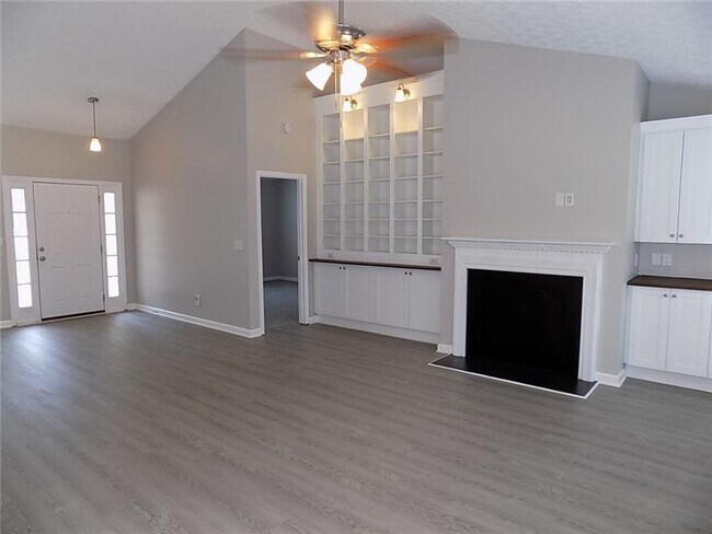 Foto del edificio - 1530 Brush Creek Dr