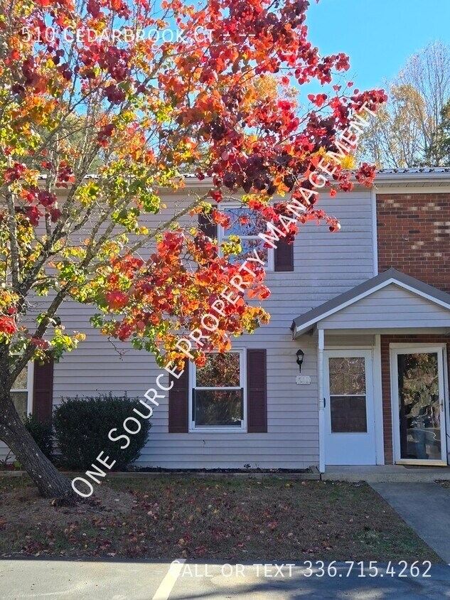 Foto principal - 510 Cedarbrook Ct