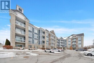 Building Photo - 670 Gordon St