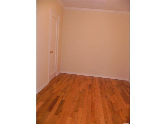 Building Photo - 23 Schenck Ave