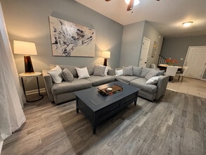 Building Photo - Room in Duplex on Jones Ave NW