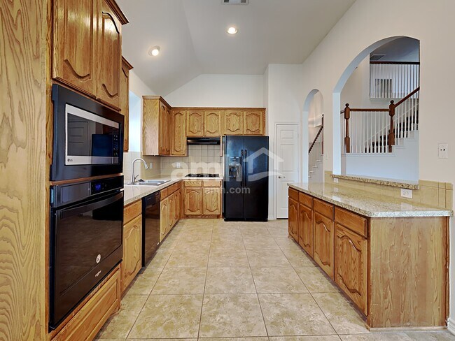 Building Photo - 1406 Monte Carlo Dr