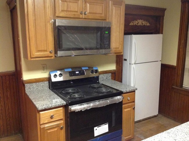 Building Photo - 9 Euclid Ave - Apt 3, Worcester MA 01610