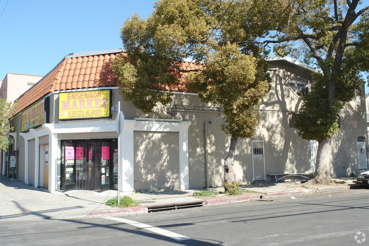 900904 N Virgil Ave, Los Angeles, CA 90029 Apartments 900904 N Virgil Ave Los Angeles, CA