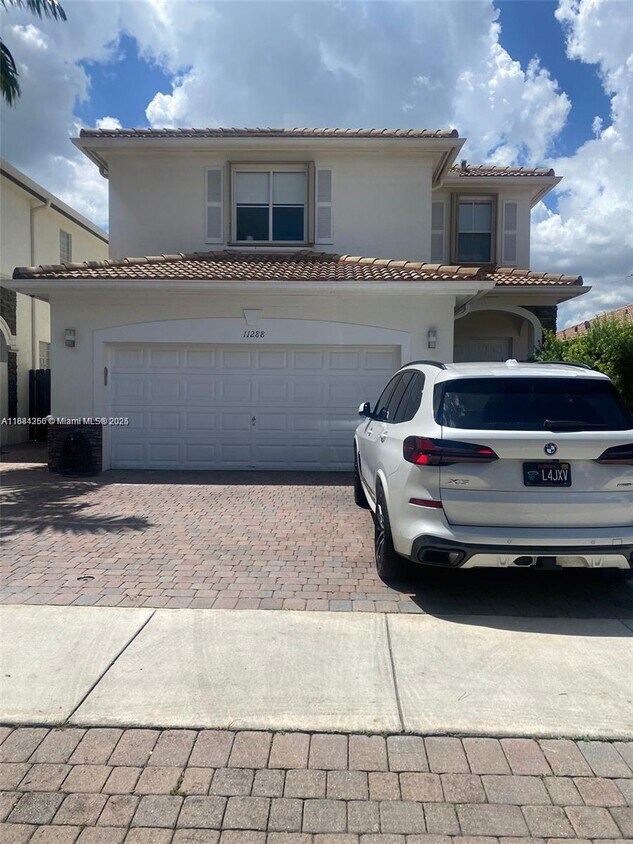 Foto principal - 11288 NW 44th Terrace