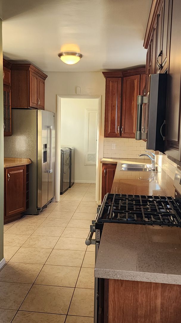 Foto del edificio - Michael Eilenberg