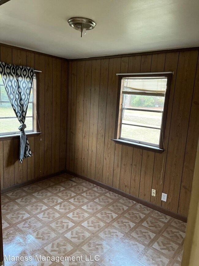 Foto del edificio - 2 br, 1 bath House - 103 Spring Street