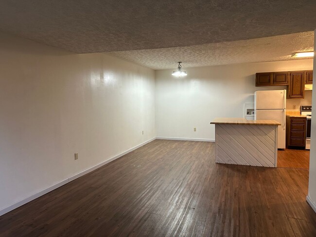 Foto del edificio - 1 Bedroom / 1 Bath Apartment  Kingsport TN