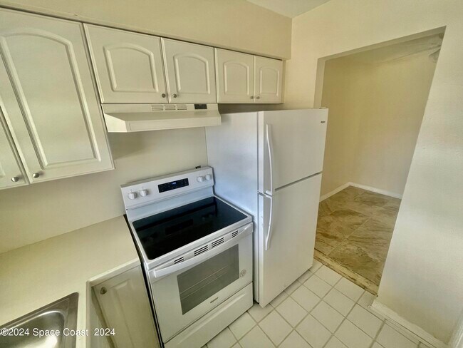 Building Photo - 5600 N Banana River Blvd