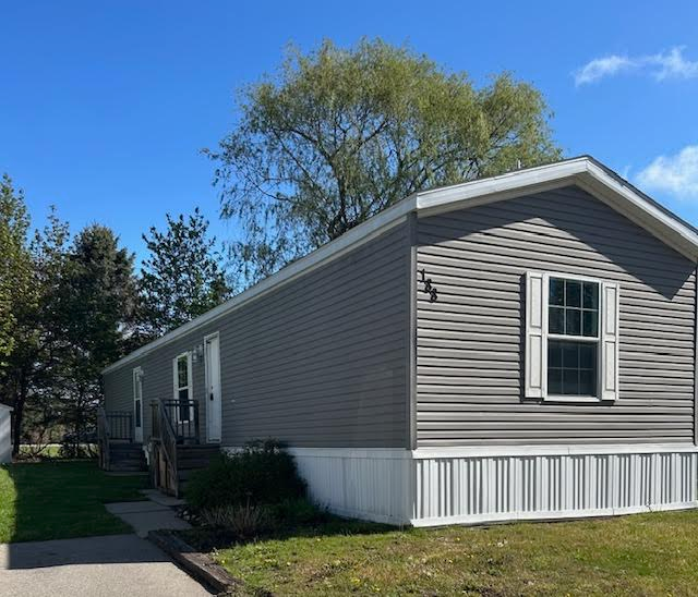 Foto principal - 188 Lakeshore Cir