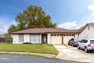 Building Photo - 10610 Green Vista St