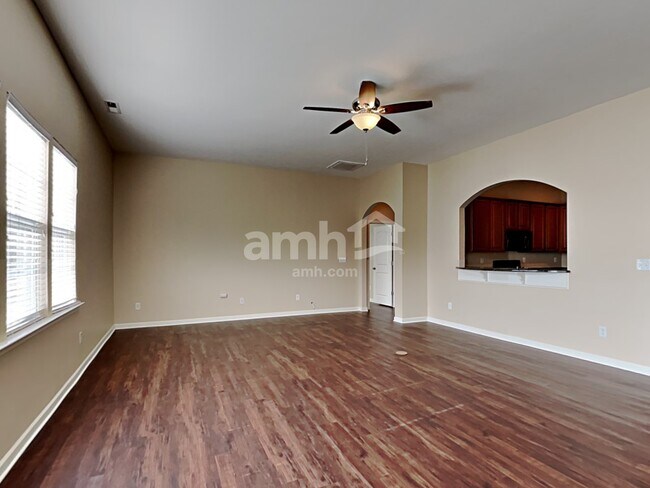 Foto del edificio - 2109 Glenhaven Drive