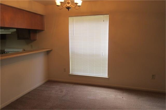 Foto del edificio - 1993 Country Village Blvd