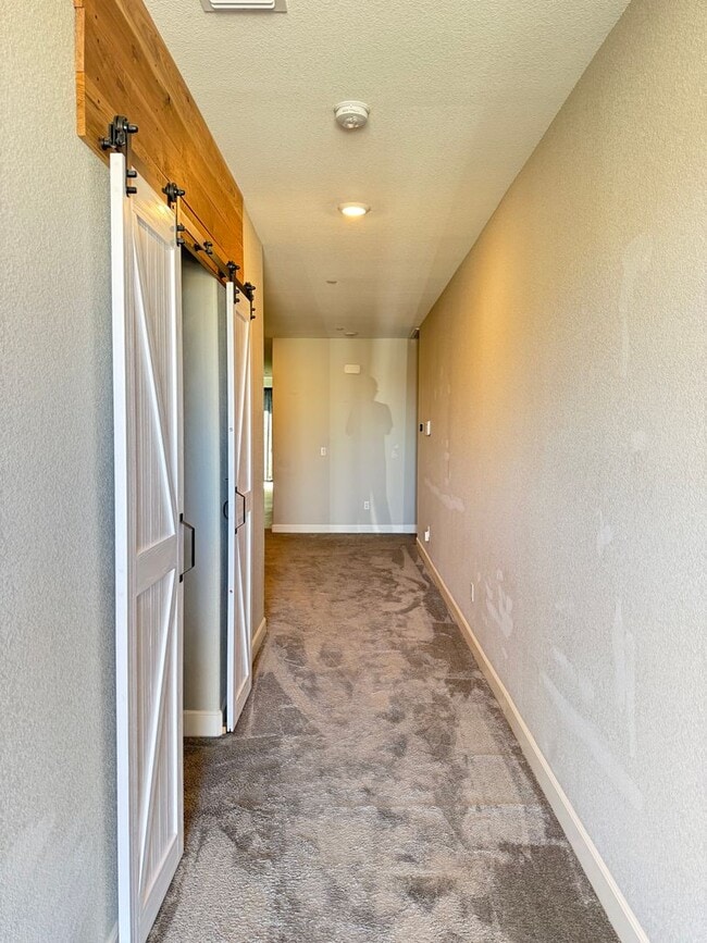 Foto del edificio - 2925 Walker Way