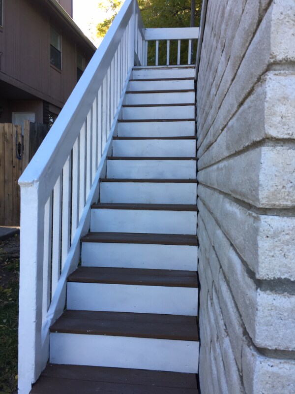 Foto del edificio - 1792 Gundersen Ln S