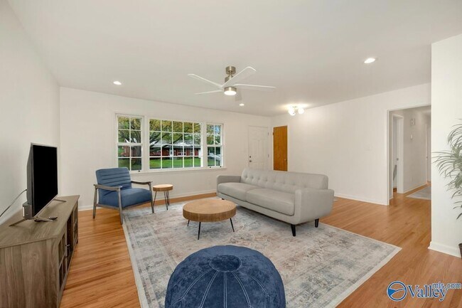 Foto del edificio - 1610 Chapman Ave NE