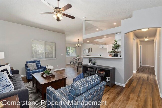 3 br, 2 bath House - 2605 Boulder Ave photo'
