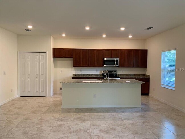 Foto del edificio - 108 Boxwood Ln