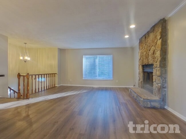 Building Photo - 5909 Chatham Ct NW