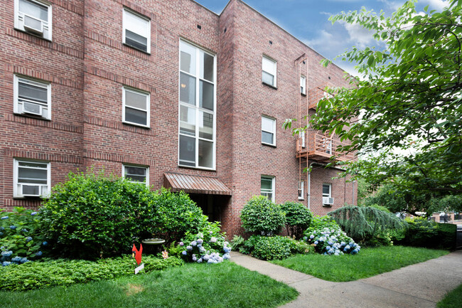 Foto del edificio - 40 Glenwood Ave