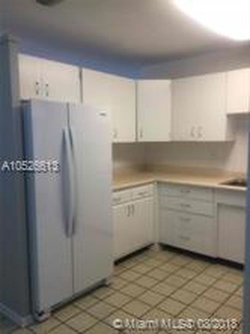 Building Photo - 609 Snowden Dr
