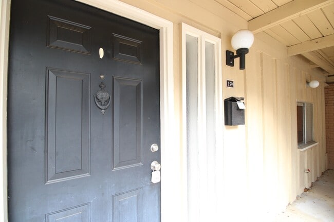 Photo - 507 NW 39th Rd Townhome