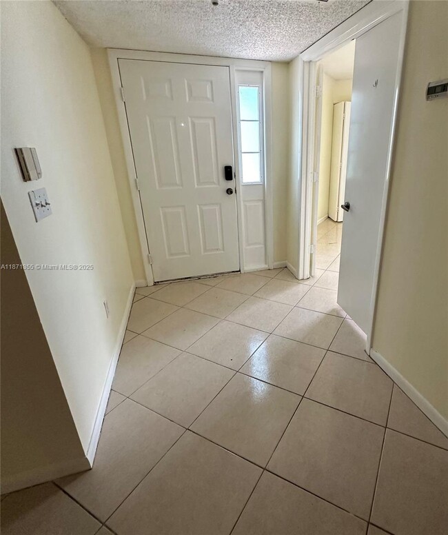 Foto del edificio - 2049 SE 26th Ln